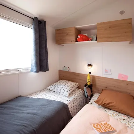 Mobil Avec Terrasse - 9 Pers. - Api-1-52-2044 Campsite Bretignolles-sur-Mer