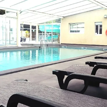 Mobil Avec Terrasse - 9 Pers. - Api-1-52-2044